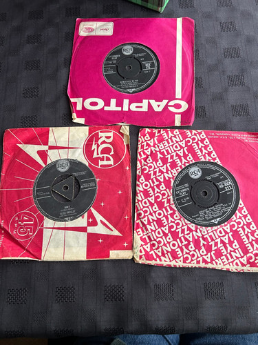 Elvis eps follow that - eps,